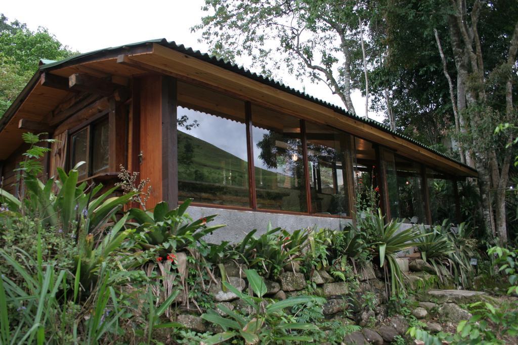 Encontro Dos Rios Inn